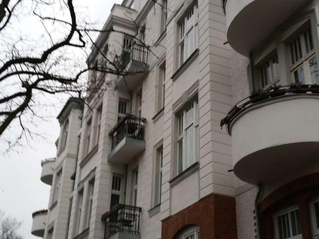 Bezugsfreie, renovierte 2 Zimmer Wohnungen in Berlin Steglitz