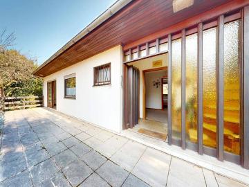 Bezugsfreies Haus mit Terrasse, Garten und flexibler Nutzung als Zweifamilienhaus