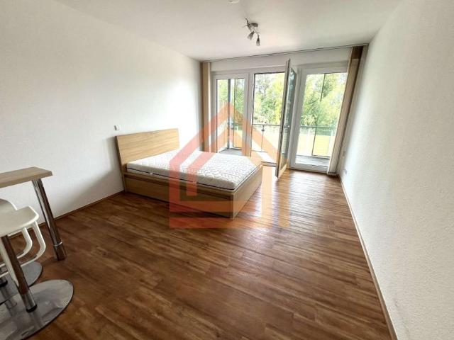 Bezugsfreies, modernes Apartment mit PKW Außenstellplatz