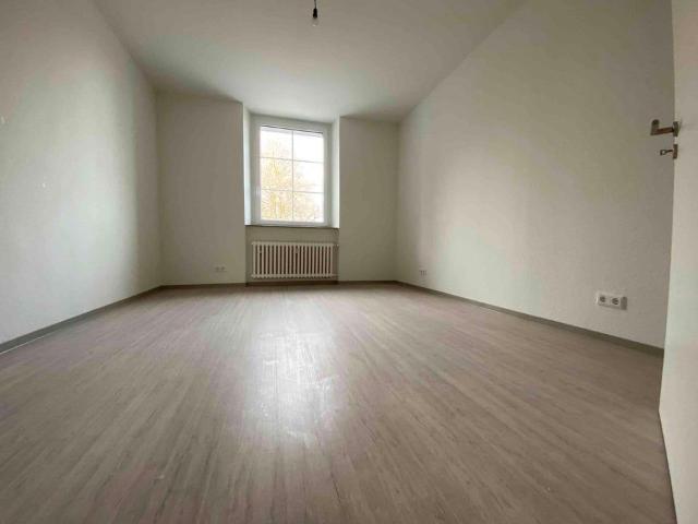 Bezusgfertige 2 Zimmer Wohnung am Waldrand