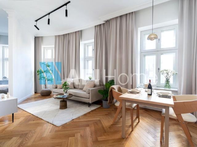 Bez prowizji | Studio plus | Siłownia Warszawa, Wola