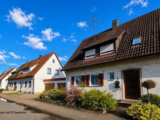 Bezahlbares Familienhaus mit großem Garten, Garage und Gestaltungspotenzial