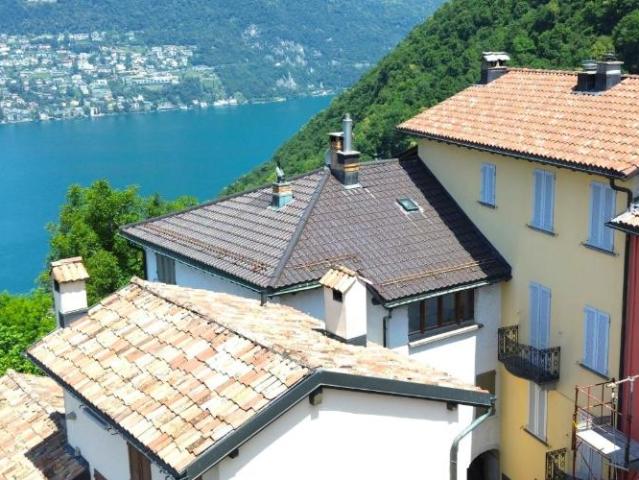 Bezauberndes Haus im Dorfkern von Lugano Pugerna