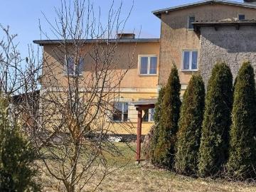 Bezczynszowe mieszkanie z garażem i działkami w Zawady Tworki