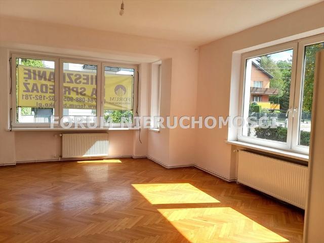 Bezczynszowy lokal 114,47 m² z ogrodem i garażem