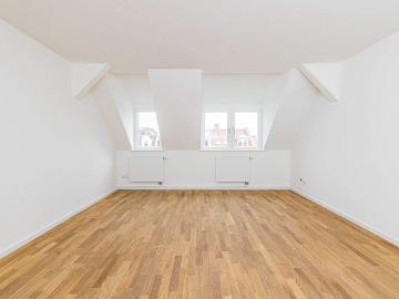 BEZGUSFREI AB 01.07.2026 | Gehobene 3 Raum Wohnung über den Dächern der Stadt