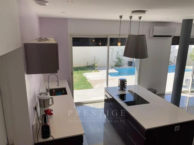 Béziers, villa moderne 200m² à louer meublée avec piscine