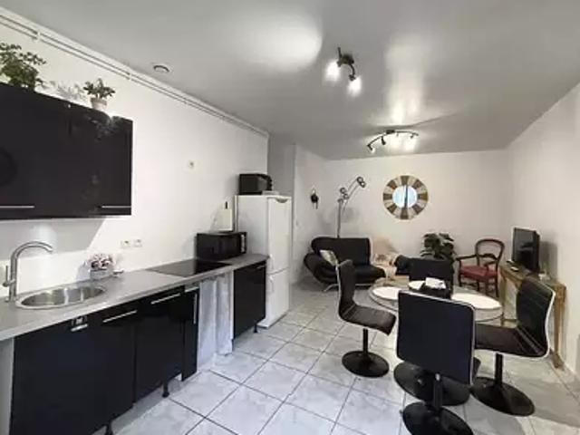Béziers 34500 Location appartement 2 pièces t2 au dernier étage