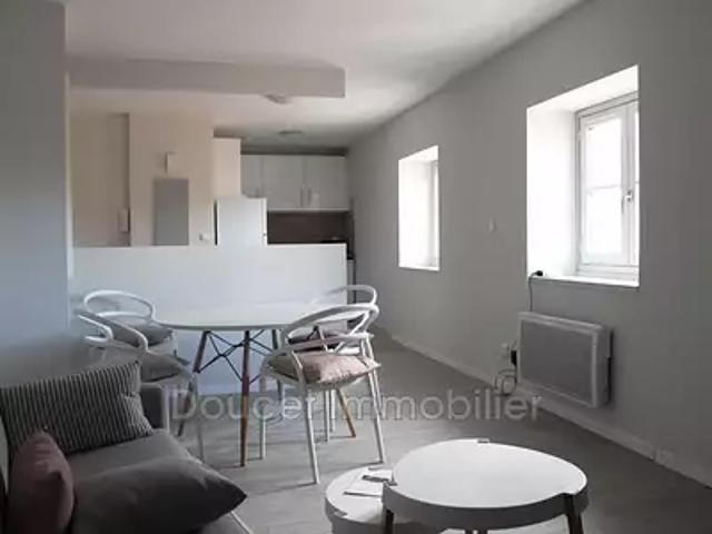 Béziers 34500 Location appartement 3 pièces t3 au dernier étage
