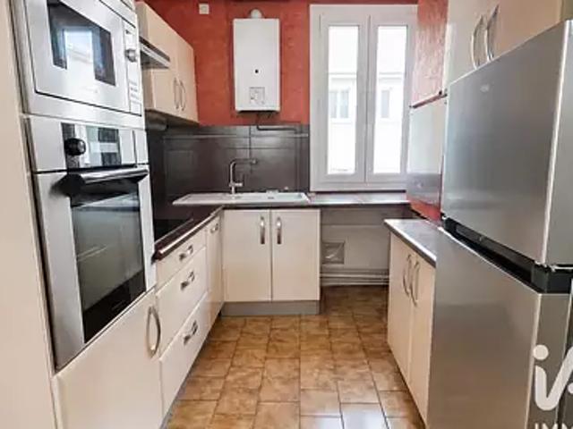 Béziers 34500 Location appartement 3 pièces t3 au dernier étage