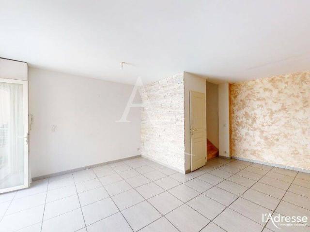 BEZOUCE Appartement de type 3 dans résidence sécurisée