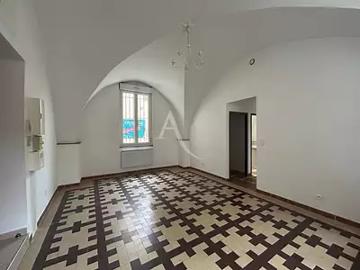 Bezouce 30320 Location appartement 2 pièces t2 au dernier étage cave