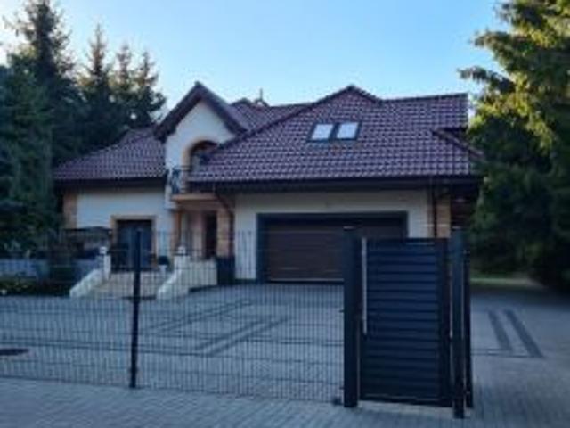 Bezpośrednio, Aleksandrów Łódzki, ul. Józefa Piłsudskiego, 220 m² Dom