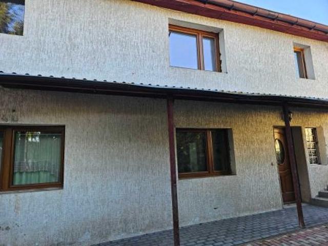 Bezpośrednio, Ławica, 320 m² Dom