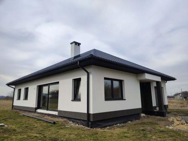 Bezpośrednio, Brzezówka, 134 m² Dom