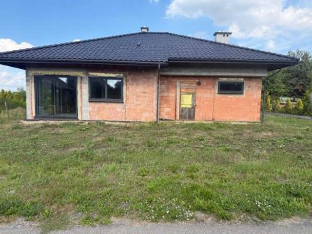Bezpośrednio, Kozłów, 140 m² Dom