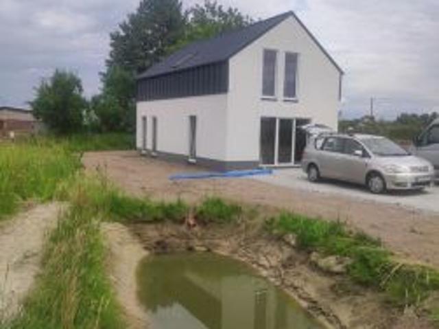 Bezpośrednio, Huta, 93 m² Dom