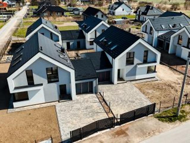Bezpośrednio, Masłów Pierwszy, ul. Foliowa, 131 m² Dom