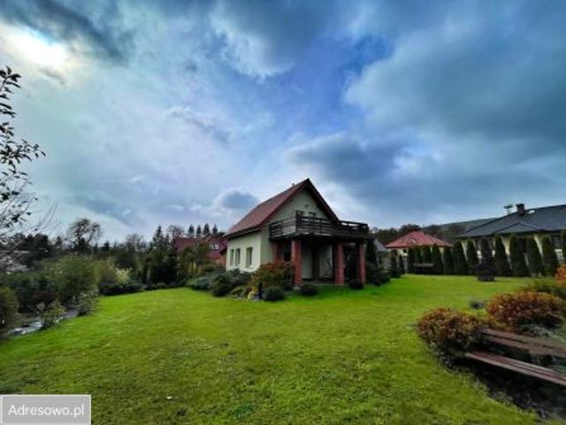 Bezpośrednio, Międzylesie, ul. Wiosenna, 85 m² Dom