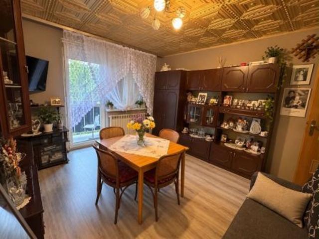 Bezpośrednio, Naratów, 50 m² Mieszkanie