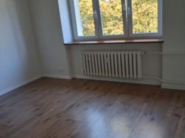 Bezpośrednio, Starachowice, 36 m² Mieszkanie