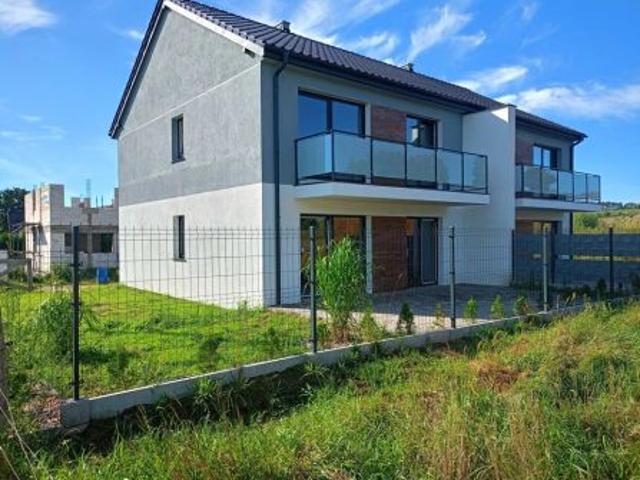 Bezpośrednio, Sulęcin, ul. 3 Maja, 66 m² Mieszkanie