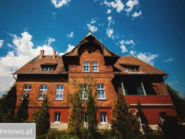 Bezpośrednio, Piasek, 850 m² Dom