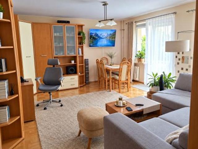 Bezpośrednio, Ropczyce, ul. Józefa Piłsudskiego, 79 m² Mieszkanie