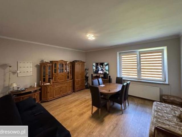 Bezpośrednio, Regny, os. Wojskowe, 66 m² Mieszkanie