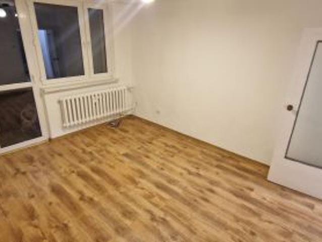 Bezpośrednio, Wolbrom, os. XX lecia PRL, 56 m² Mieszkanie