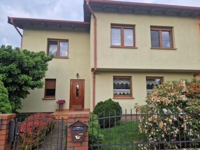 Bezpośrednio, Święciechowa, ul. kmdr Stanisława Mieszkowskiego, 155 m² Dom