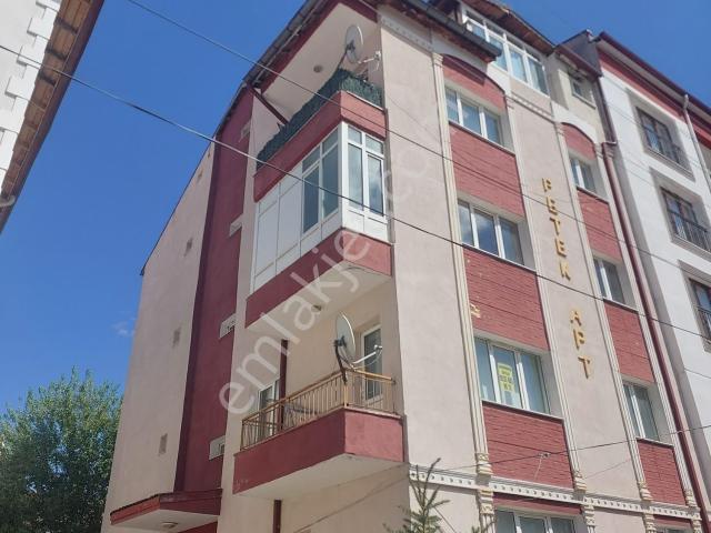 Bk Gayrimenkul'den Sivas Yenidoğan'da Satılık 2+1 Daire