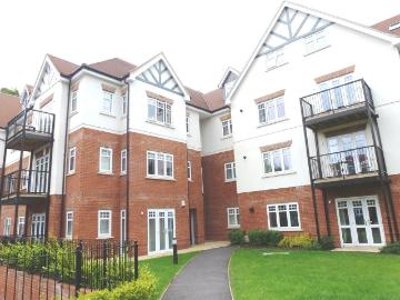Bhamra Gardens, MAIDENHEAD 2 bed apartment to rent £1,900 pcm £438 pw