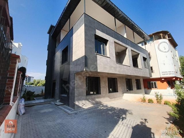BİLGİN EMLAK G.EVLER POLİS OKULU CİVARI 7+2 SATILIK İKİZ VİLLA