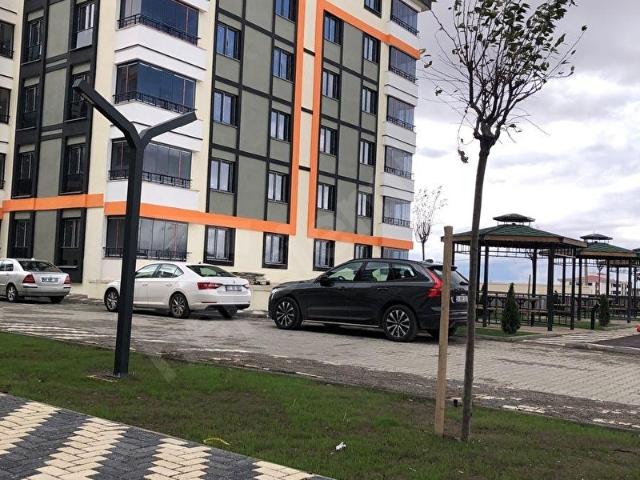 BİLKENT LİSESİ KARŞISINDA SATILIK LÜX 4+1DAİRE BASTEM GAYRİMRNKUL