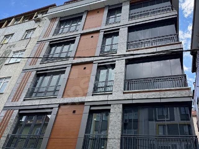 BİNEVLER'DE METRO'YA 2 DK NET 100 M2 ARAKAT SIFIR SATILIK DAİRE