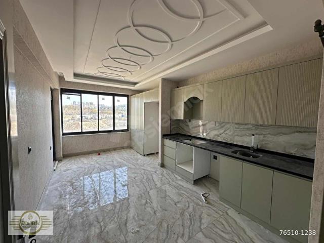 BİRTEK EMLAK'TAN ALPASLAN MAH. 2.5+1 FIRSAT SATILIK DAİRE