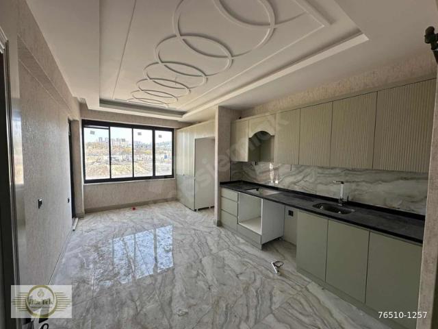 BİRTEK EMLAKTAN ALPASLAN MAH. 2.5+1 SATILIK DAİRE