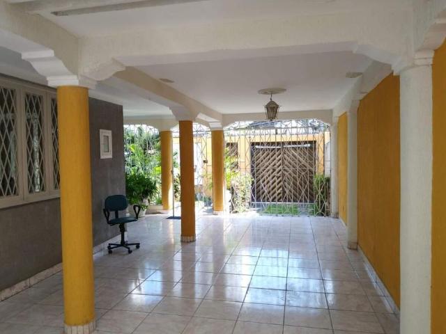 Bim Aluga No Espinheiro, Casa 535 m², 05 Quartos, 03 Suítes, Nascente 06 Vagas de Garagem