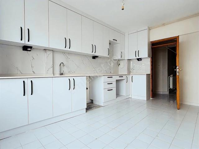 Binyapıdan Kıbrıs Şehitlerde 3+1 Arakat Kiralık Daire