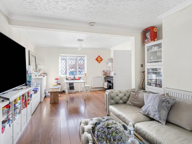 Binyon Crescent