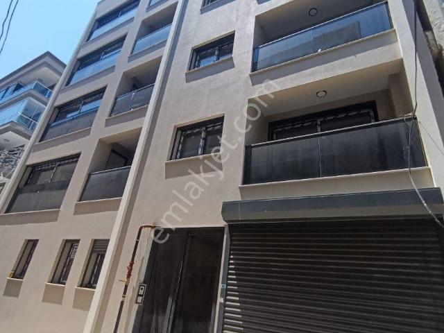 Binax Bakırçay Dan Sıfır Köşe İzban Yakını 1+1 Daire
