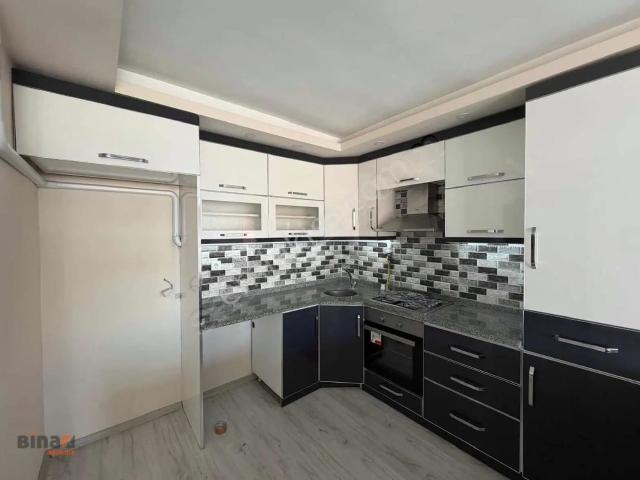 Binax Bazilika Emlaktan Doğalgazlı Kiralık 3+1 Daire