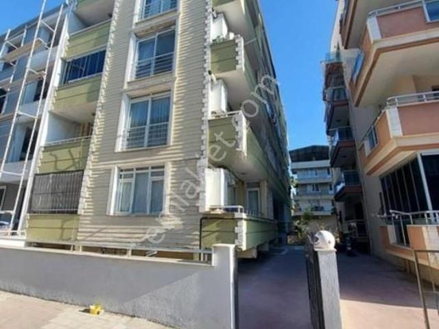 Binax Bazilikadan Şehrin Merkezinde Kiralık Daire