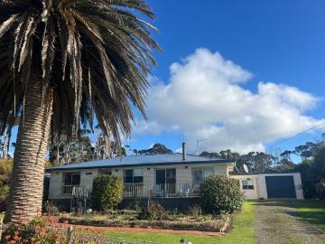 Naracoopa, King Island, Cloudy Bay, Kingborough, Tasmania Island