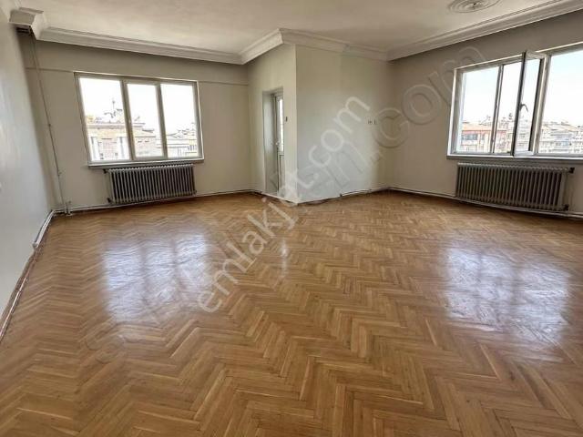 Binevler'de Kiralık 3 + 1 Asansörlü Daire