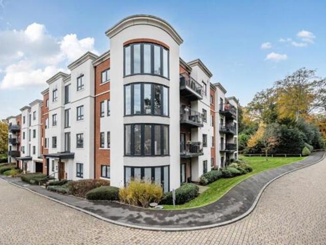 Binfield, London Road, Bracknell, 2 Bedroom Apartment
