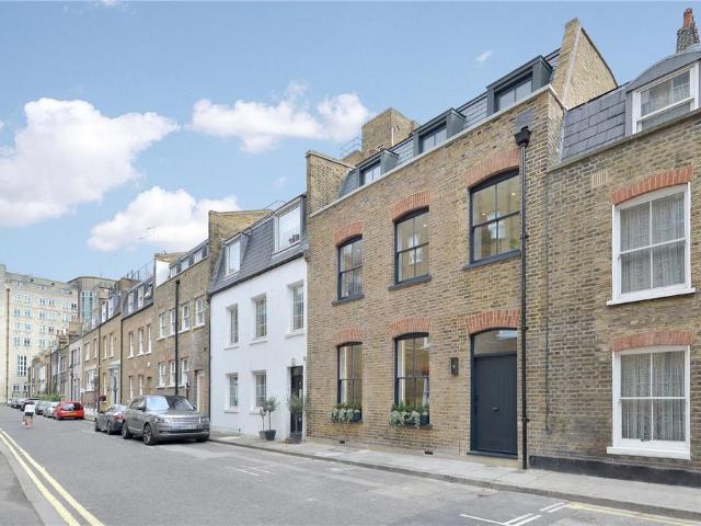 Bingham Place, London 4 bed mews to rent £25,783 pcm £5,950 pw