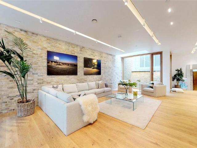 Bingham Place, London, W1U 3 bed house to rent £24,917 pcm £5,750 pw