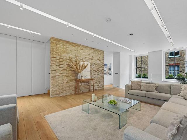 Bingham Place, London W1U 3 bed terraced house to rent £24,916 pcm £5,750 pw
